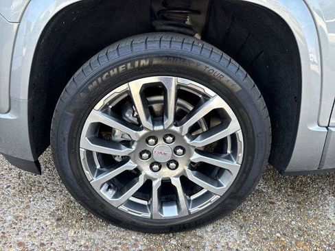 Certified 2023 GMC Acadia Denali w/ Denali Ultimate Package FWD image 34