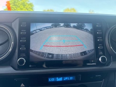 Used 2021 Toyota Tacoma TRD Off-Road image 34