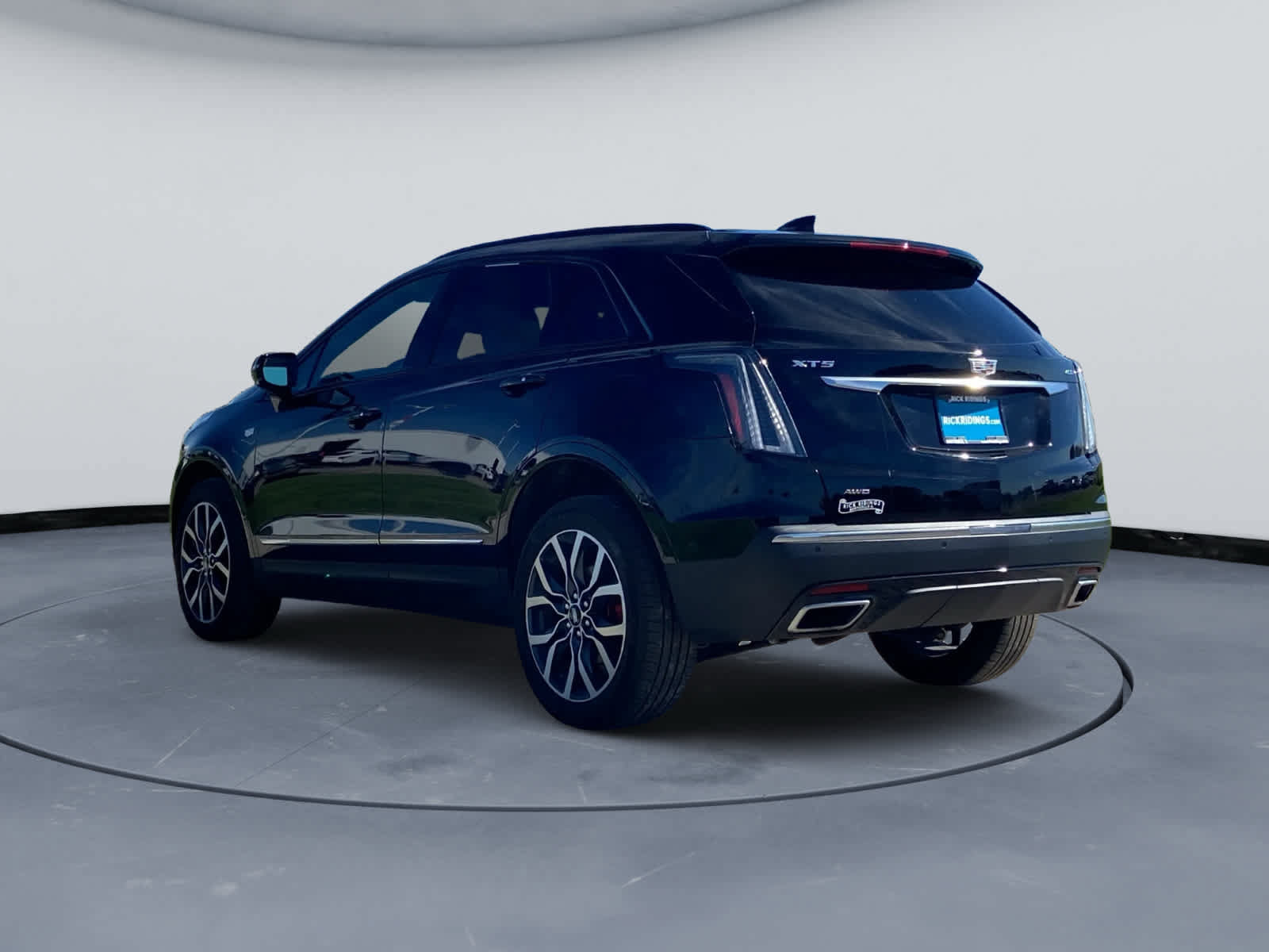 Used 2025 Cadillac XT5 Sportv w/ Technology Package AWD/4WD image 11