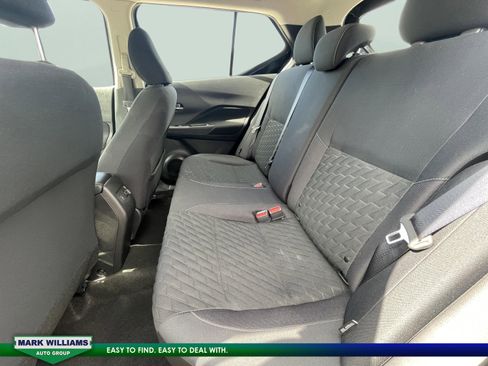 Used 2023 Nissan Kicks SV image 13