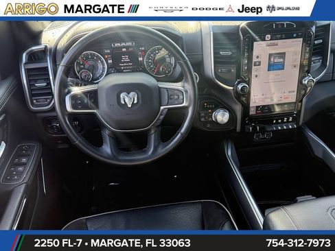 Used 2024 RAM 1500 Laramie AWD/4WD image 9