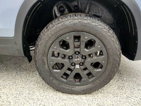 Used 2023 Honda Ridgeline RTL-E image 9