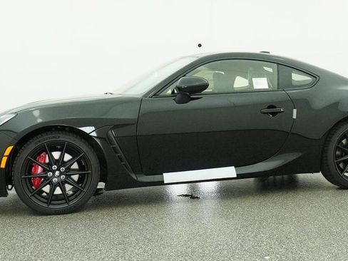 New 2026 Toyota GR86 RWD image 3