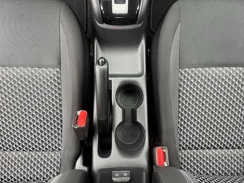 Used 2020 Nissan Versa S image 16