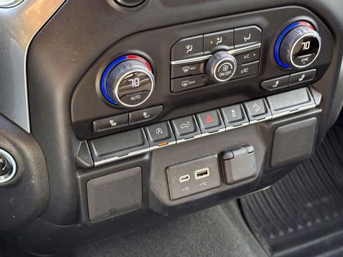 Used 2021 Chevrolet Silverado 1500 RST w/ Z71 Off-Road Package image 28