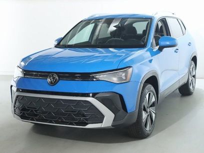 Used 2025 Volkswagen Taos SE