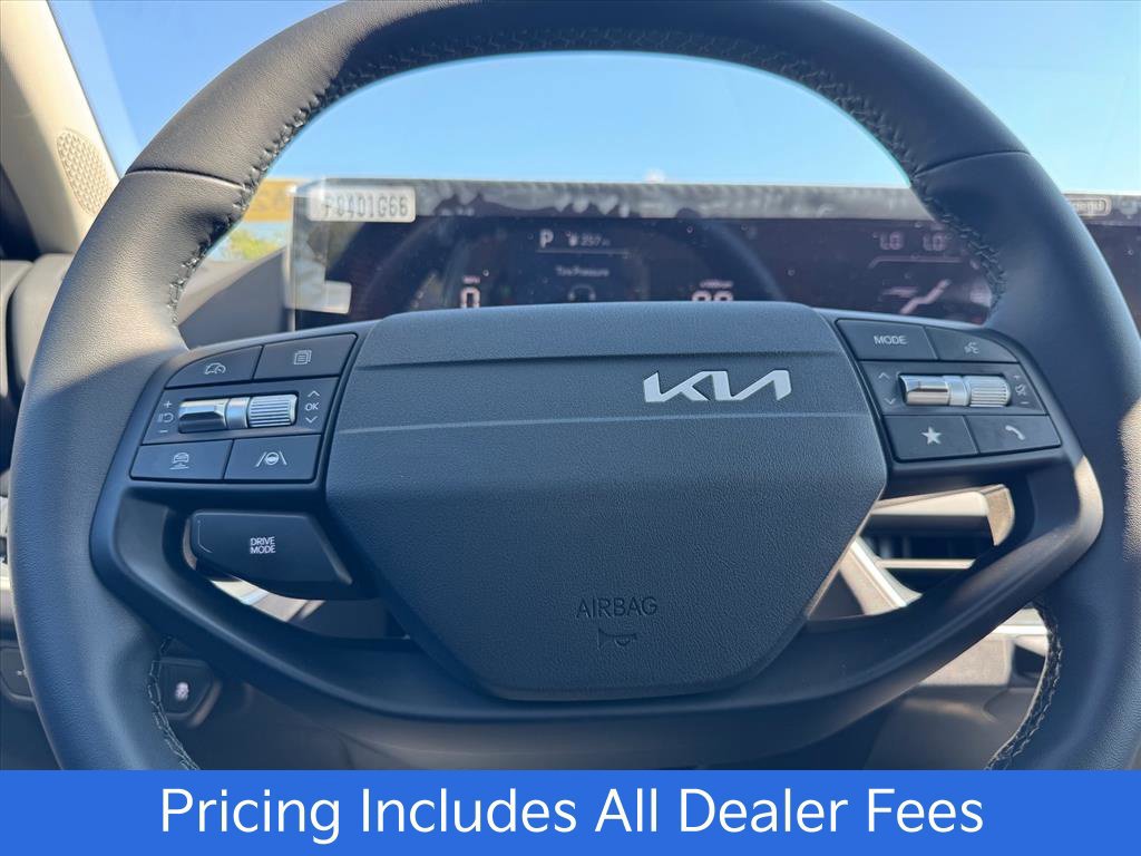 New 2026 Kia K4 EX FWD image 13