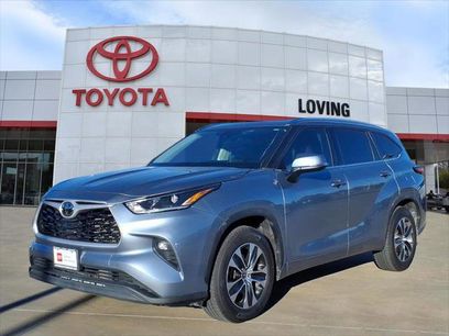 Certified 2021 Toyota Highlander XLE