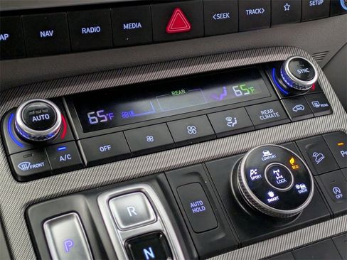 Used 2024 Hyundai Palisade SEL image 16