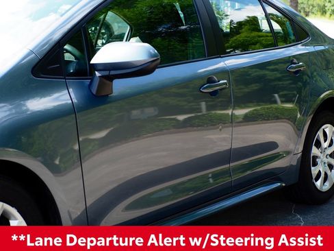 Used 2024 Toyota Corolla LE FWD image 9