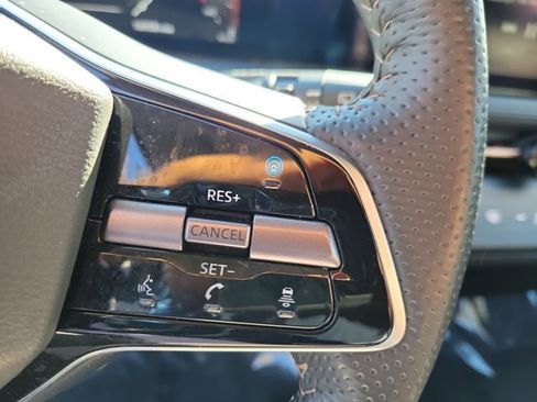 Used 2023 Nissan Ariya AWD image 24