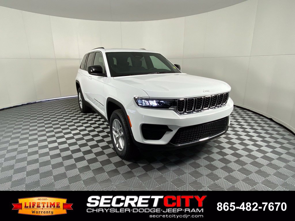 New 2026 Jeep Grand Cherokee Laredo X AWD/4WD image 1