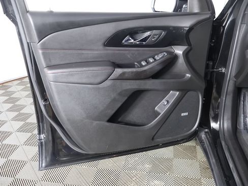 Used 2023 Chevrolet Traverse RS AWD/4WD image 28