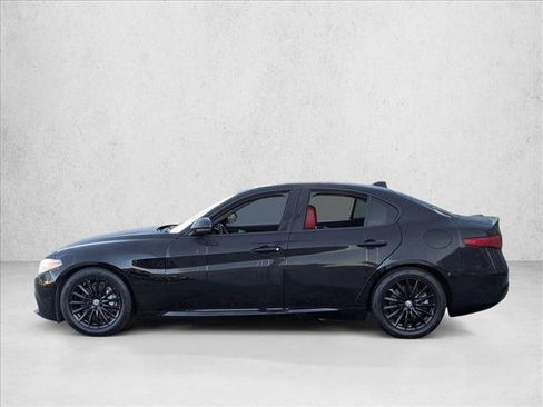Used 2021 Alfa Romeo Giulia Sprint w/ Active Assist 1 Package image 9