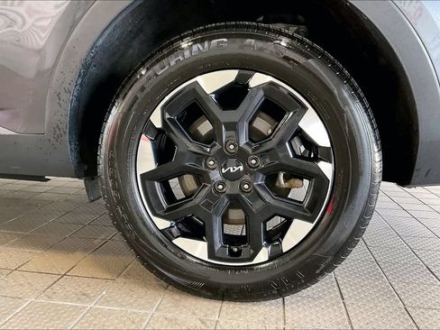 Used 2024 Kia Sorento S AWD/4WD image 32
