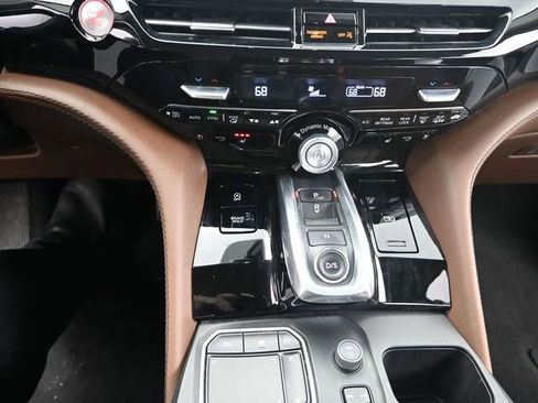 Used 2023 Acura MDX SH-AWD w/ Advance Package image 14