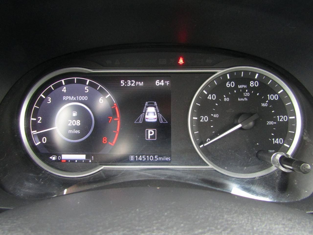 Used 2021 Nissan Versa SV FWD image 15