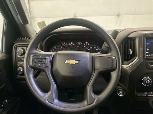 Used 2025 Chevrolet Silverado 1500 Custom w/ Turbomax Blackout Package AWD/4WD image 5