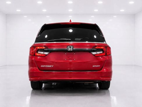 Used 2025 Honda Odyssey Sport-L image 4