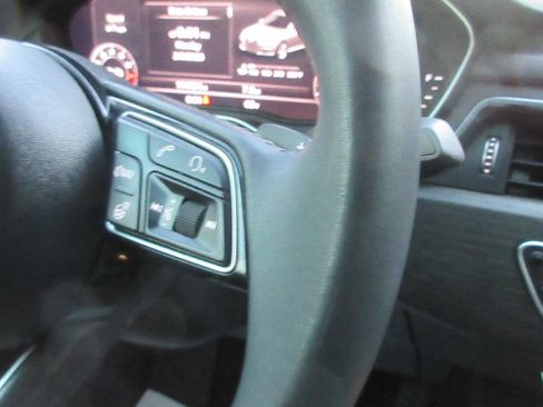 Used 2017 Audi A4 2.0T Premium Plus image 33