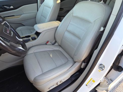 Used 2019 GMC Acadia Denali w/ Technology Package image 47