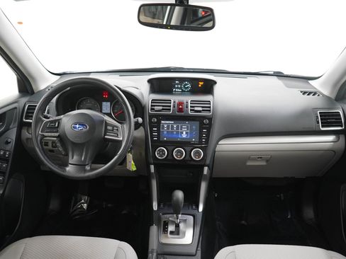 Used 2016 Subaru Forester 2.5i Premium w/ All-Weather Package AWD/4WD image 13