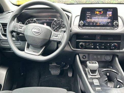 Certified 2025 Nissan Rogue S FWD image 21