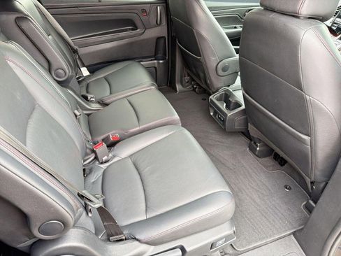 Used 2024 Honda Odyssey Sport image 29
