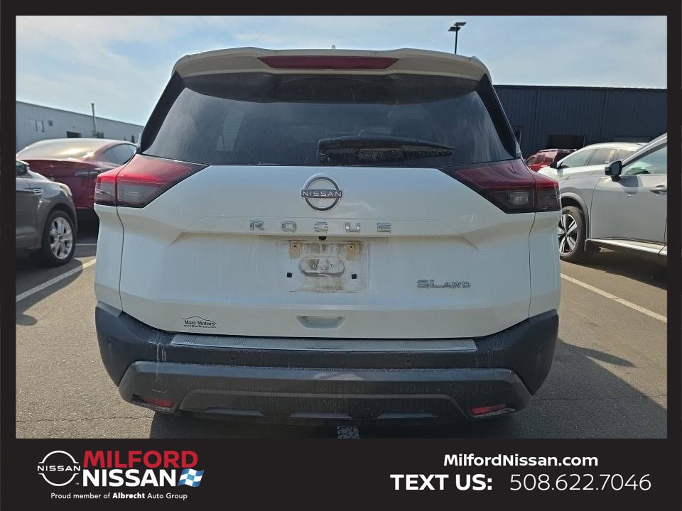 Certified 2023 Nissan Rogue SL w/ SL Premium Package AWD/4WD image 4