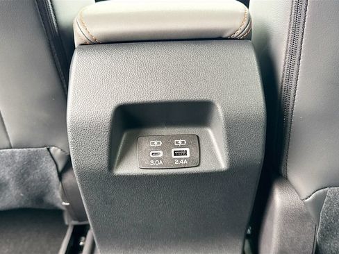 New 2026 Subaru Crosstrek 2.5i Limited w/ Crosstrek Mirror Package AWD/4WD image 32