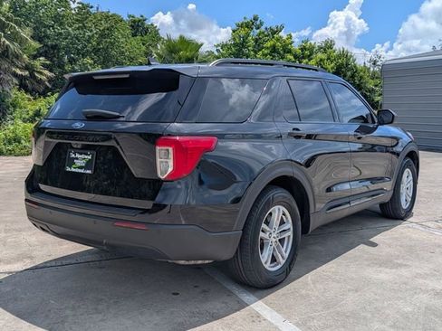 Used 2022 Ford Explorer XLT RWD image 5