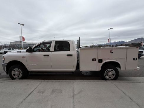 Used 2022 RAM 3500 Tradesman w/ Chrome Appearance Group image 7