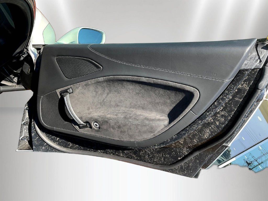 Used 2022 Maserati MC20 Coupe RWD image 24