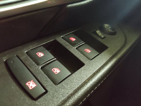 Used 2017 GMC Terrain SLE FWD image 27