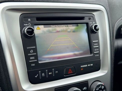 Used 2016 GMC Acadia SLE AWD/4WD image 13