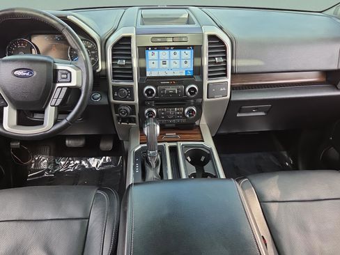 Used 2017 Ford F150 Lariat w/ Equipment Group 502A Luxury AWD/4WD image 13