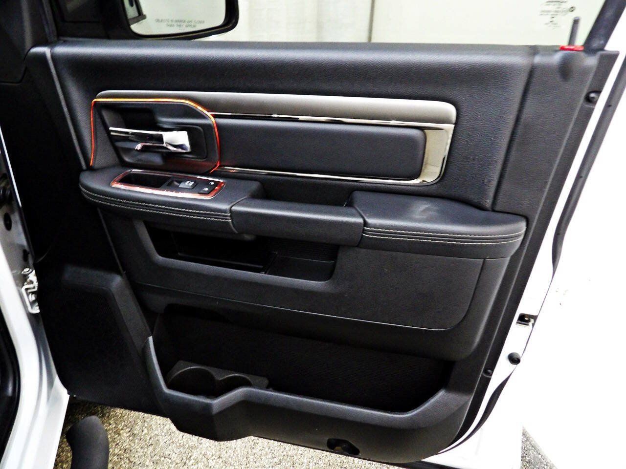 Used 2017 RAM 1500 Sport w/ Convenience Group AWD/4WD image 11