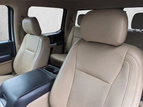 Used 2019 Ford F250 Lariat w/ Lariat Value Package AWD/4WD image 9