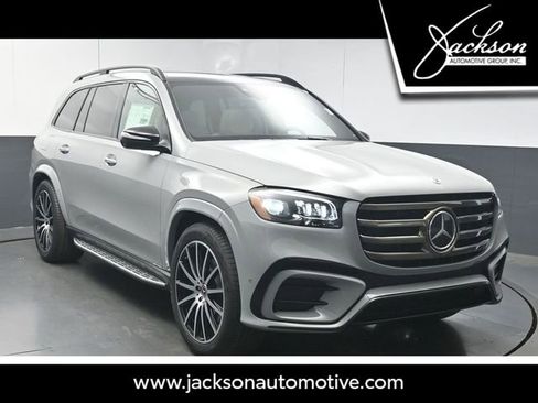 New 2026 Mercedes-Benz GLS 450 4MATIC image 1