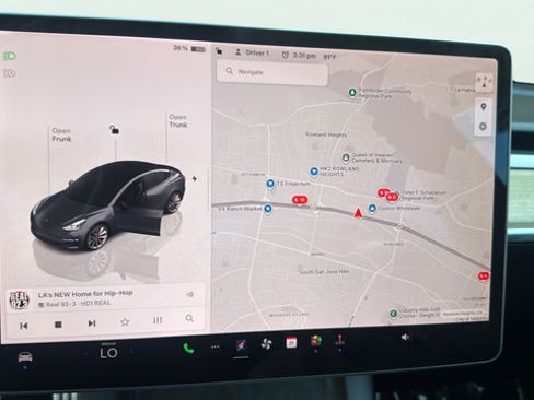 Used 2022 Tesla Model 3 Performance AWD/4WD image 17