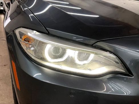 Used 2016 BMW M235i Coupe image 30