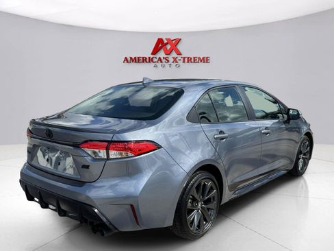 Used 2025 Toyota Corolla SE FWD image 6