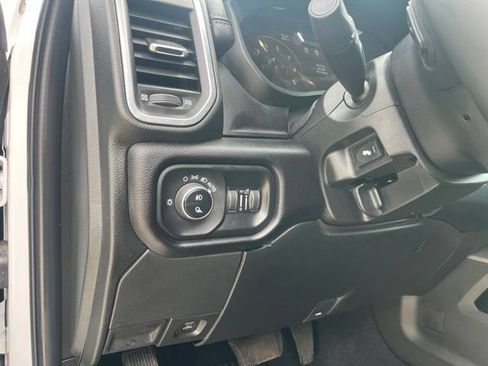 Used 2025 RAM 3500 Laramie AWD/4WD image 14