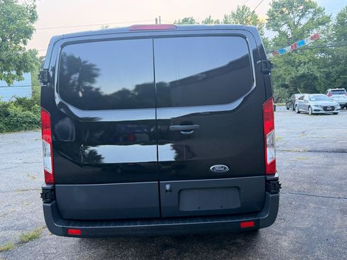 Used 2017 Ford Transit 150 130 Low Roof w/ Exterior Upgrade Package RWD image 6
