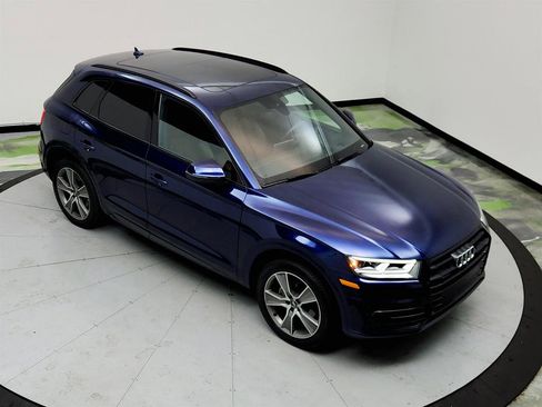 Used 2019 Audi Q5 Prestige w/ Prestige Package image 35