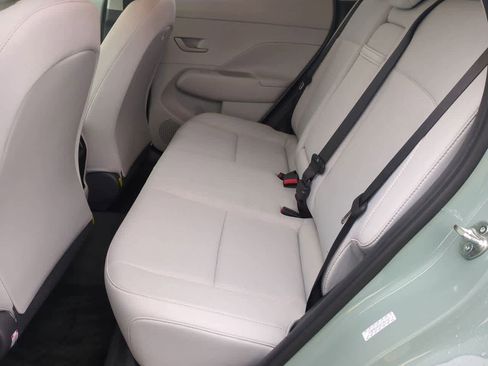 Used 2025 Hyundai Kona SEL image 18