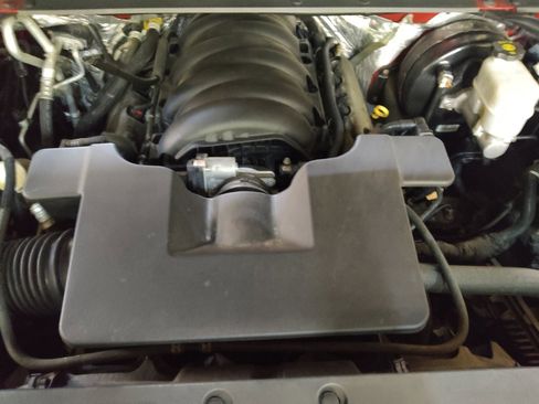 Used 2015 Chevrolet Tahoe LTZ image 30