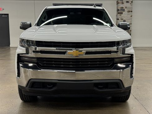 Used 2019 Chevrolet Silverado 1500 LT w/ All-Star Edition AWD/4WD image 2