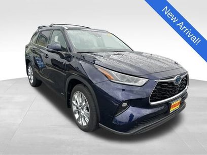 Used 2023 Toyota Highlander Limited