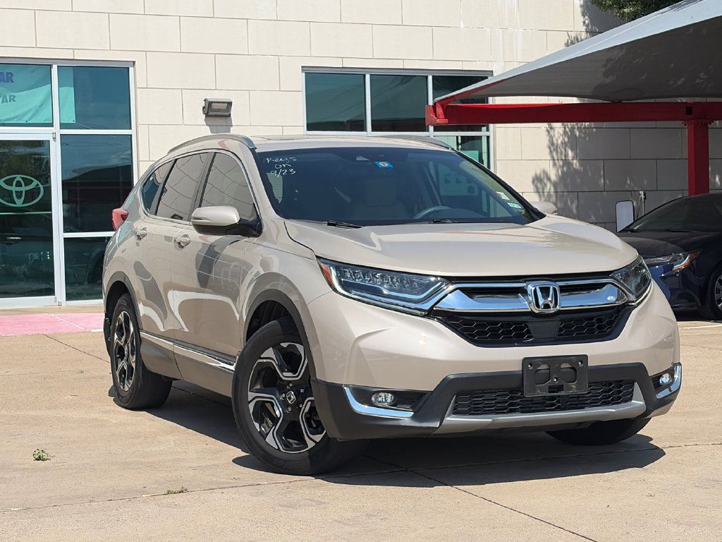 Used 2017 Honda CR-V Touring image 2
